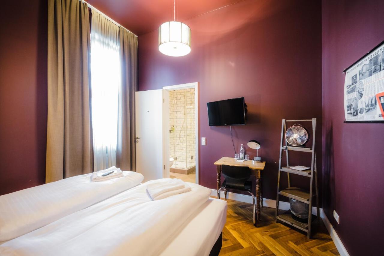 Luis Hotel